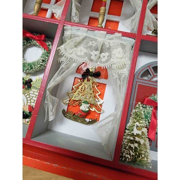 Christmas Divided Wall Deco 10" - Picture 4 of 7